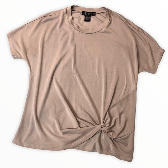 Blush Side Twist Tee - Picture 5 of 5